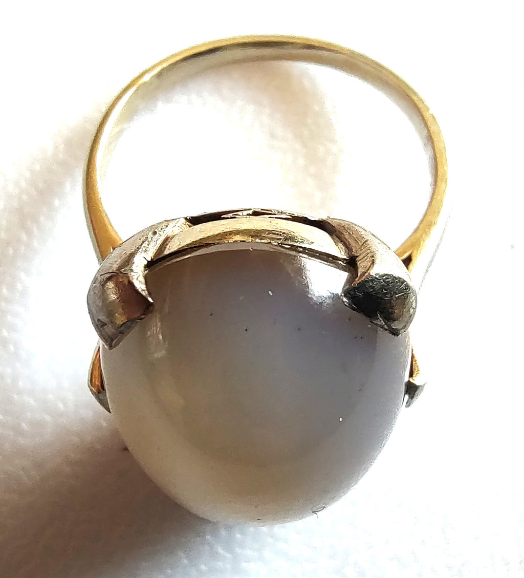 Vintage French 18K Gold Cabochon Ring – 6g Solid Gold Eagle Head – Size 5.5