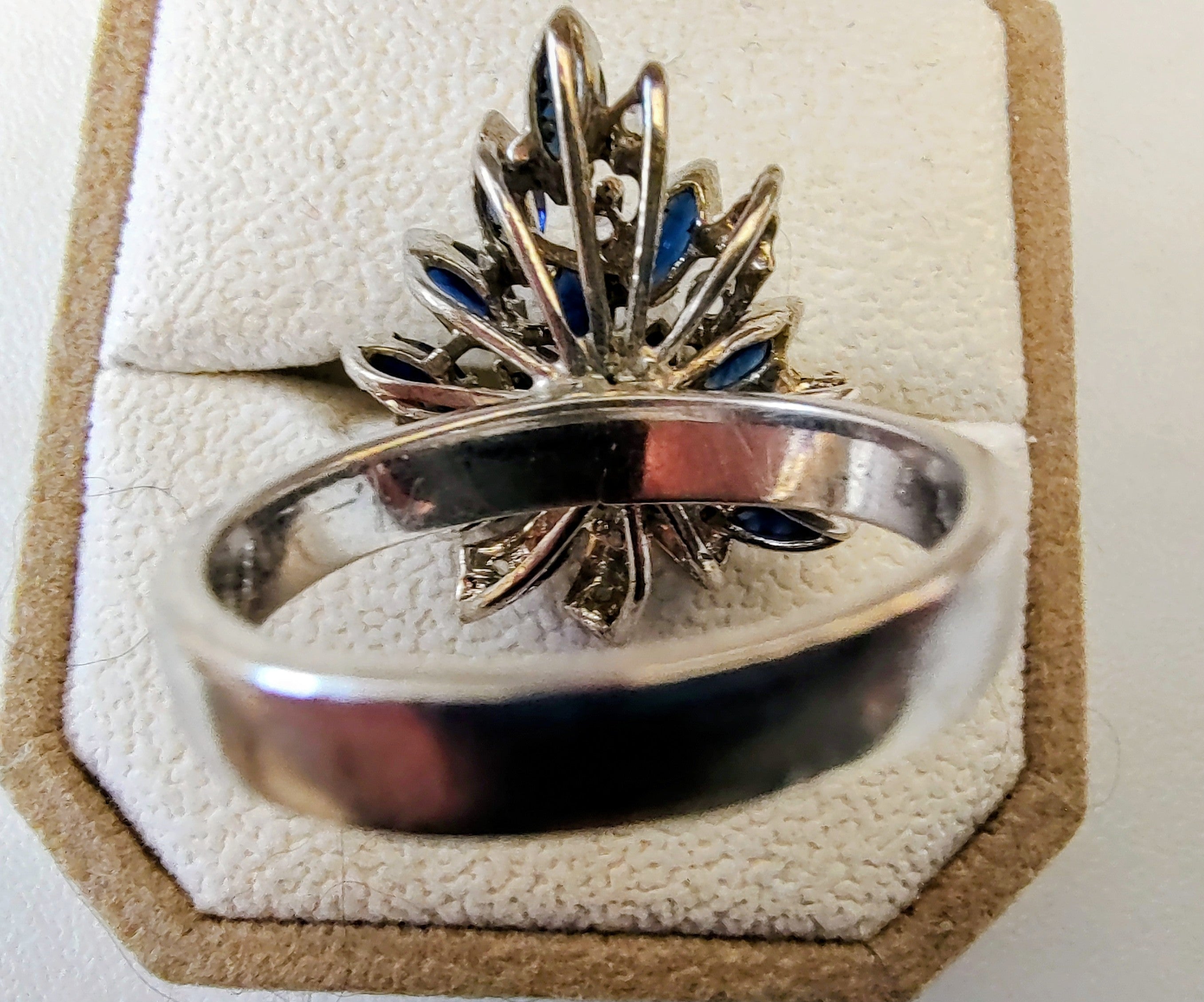 Vintage 18K White Gold Sapphire & Diamond Cocktail Ring Large Floral Cluster 10g